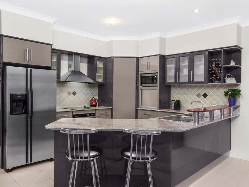 22 Grassmere Court, Banora Point NSW 2486