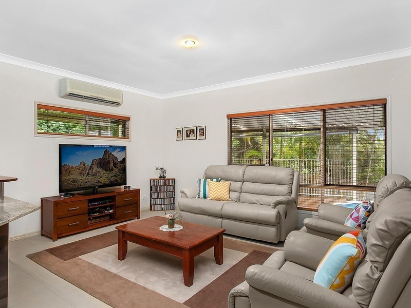 22 Grassmere Court, Banora Point NSW 2486