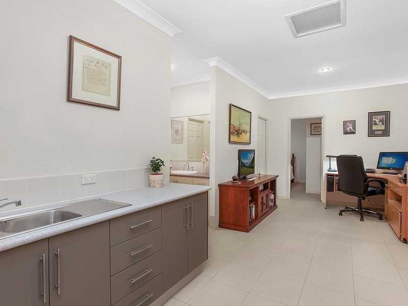 22 Grassmere Court, Banora Point NSW 2486