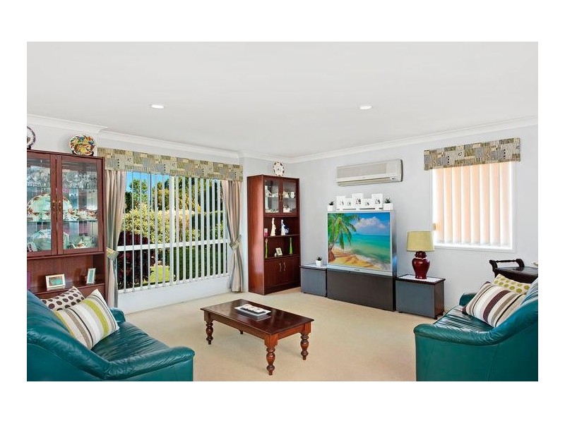 32 Merion Court, Banora Point NSW 2486