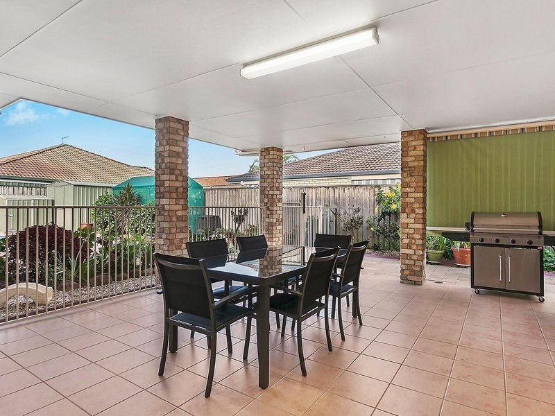 64 Botanical Circuit, Banora Point NSW 2486