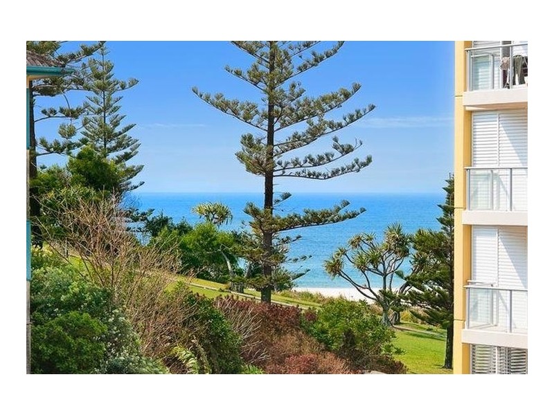 6 Garrick Street, Coolangatta QLD 4225