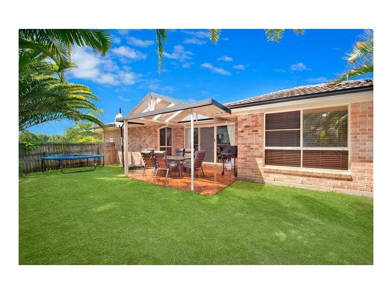 15 Kelburn Close, Banora Point NSW 2486