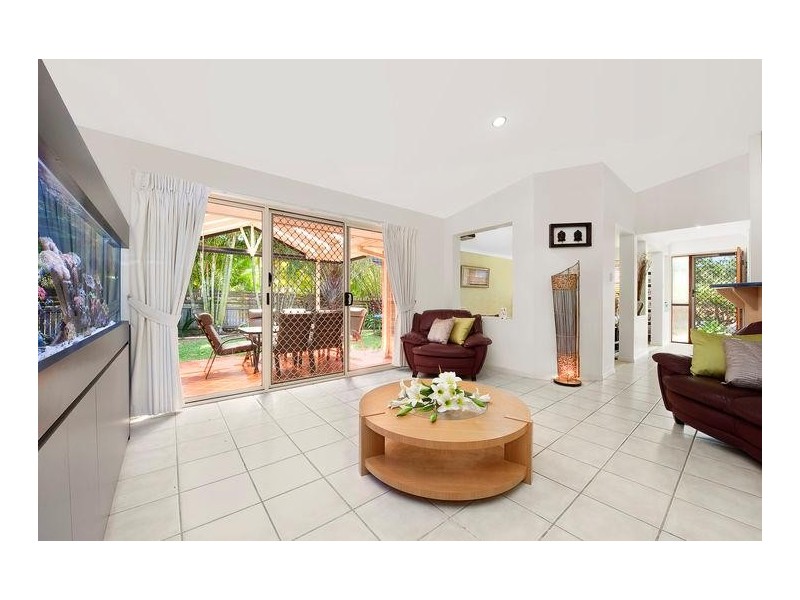 15 Kelburn Close, Banora Point NSW 2486