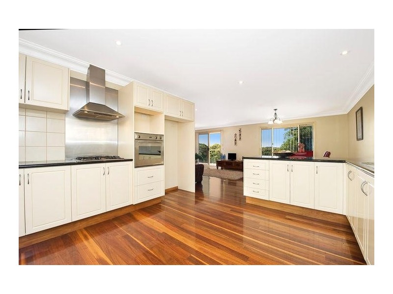 87 Bimbadeen Avenue, Banora Point NSW 2486