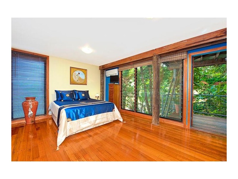 34 Woodgee Street, Currumbin QLD 4223