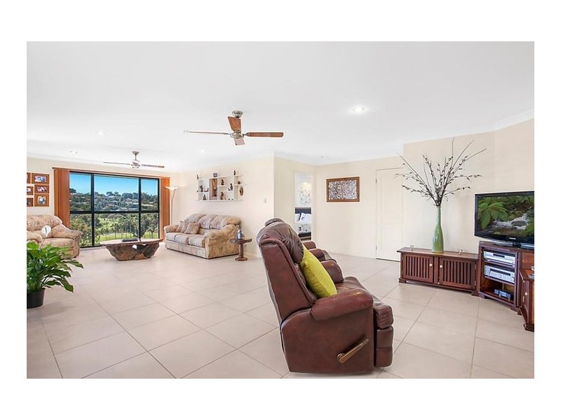 12 White Fig Court, Banora Point NSW 2486