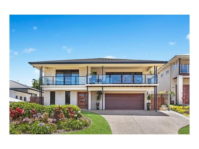4 Mourne Terrace, Banora Point NSW 2486
