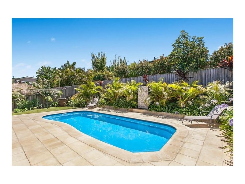 4 Mourne Terrace, Banora Point NSW 2486