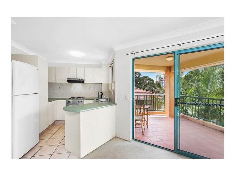 10/56 Coolangatta Road, Kirra QLD 4225
