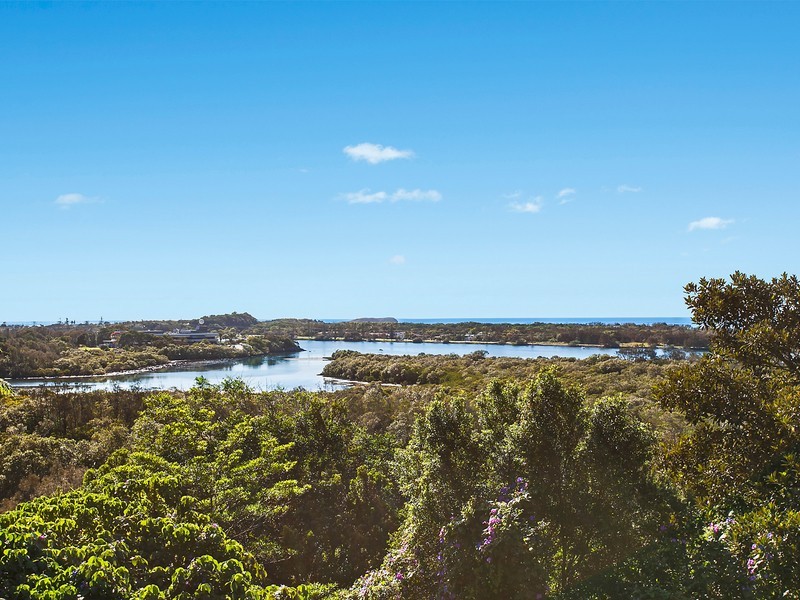 12 Allamanda Avenue, Banora Point NSW 2486