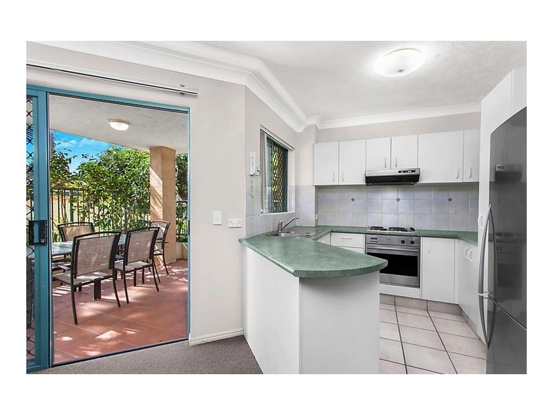 1/56 Coolangatta Road, Kirra QLD 4225
