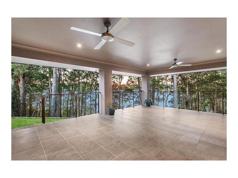6 Musgrave Court, Banora Point NSW 2486