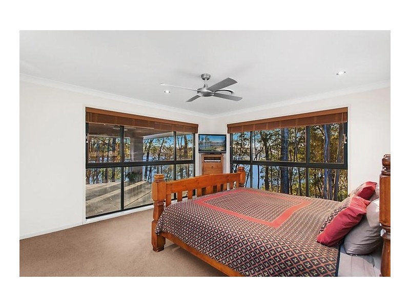 6 Musgrave Court, Banora Point NSW 2486