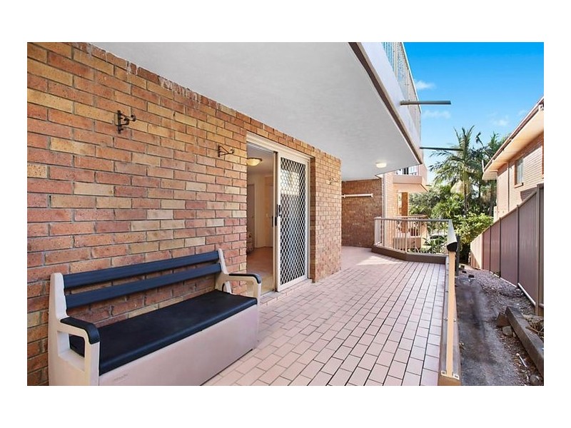 4/74 Stapylton Street, Coolangatta QLD 4225