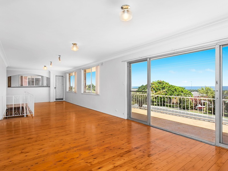 13 Seaview Road, Banora Point NSW 2486