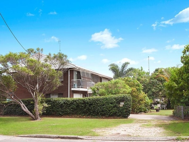 1 and 2 /77 Ducat Street, Tweed Heads NSW 2485