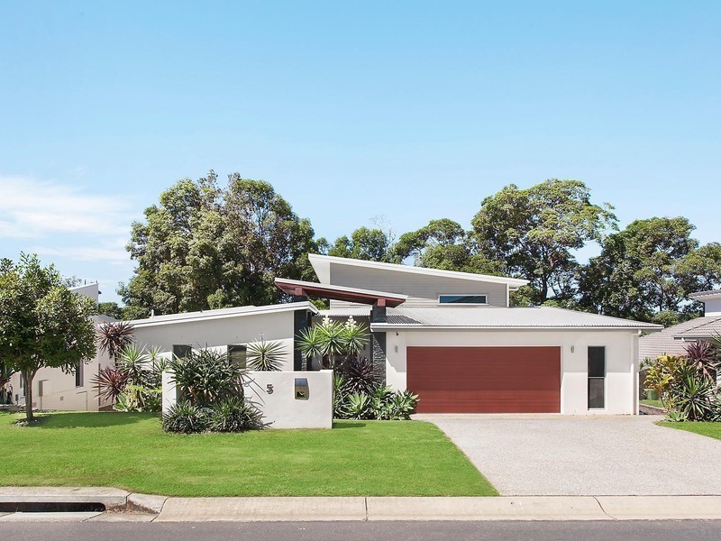 5 Westwood Street, Banora Point NSW 2486