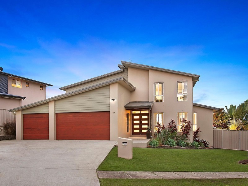 29 Buncrana Terrace, Banora Point NSW 2486