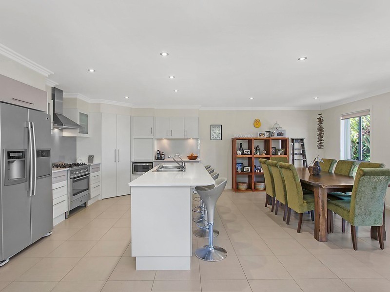 29 Buncrana Terrace, Banora Point NSW 2486