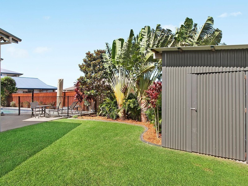 29 Buncrana Terrace, Banora Point NSW 2486