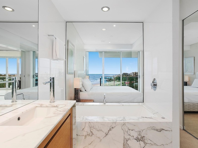 1404/1 Douglas Street, Kirra QLD 4225