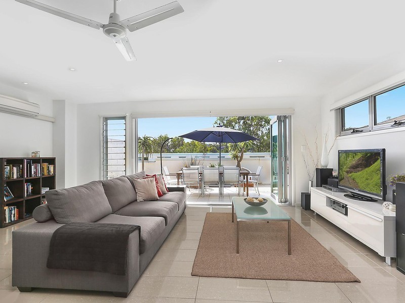 6/41 Dixon Street, Coolangatta QLD 4225