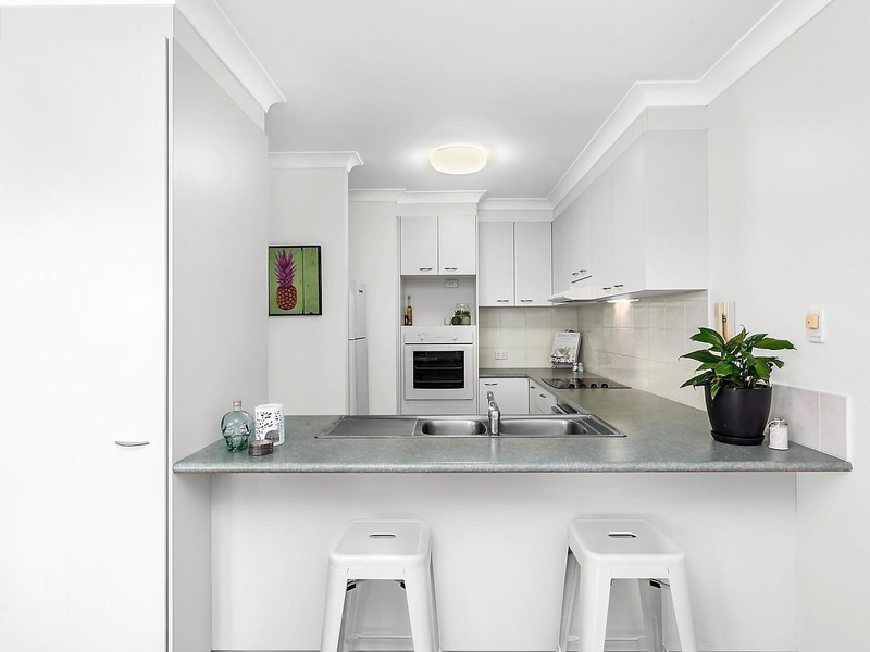 11/17 Korina Avenue, Kirra QLD 4225