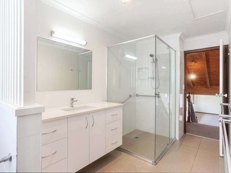 17 Wommin Lake Crescent, Fingal Head NSW 2487