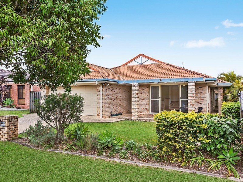 1/5 Foxhill Place, Banora Point NSW 2486