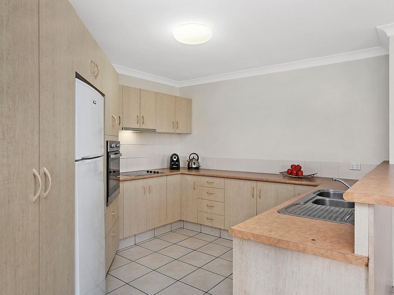 1/5 Foxhill Place, Banora Point NSW 2486