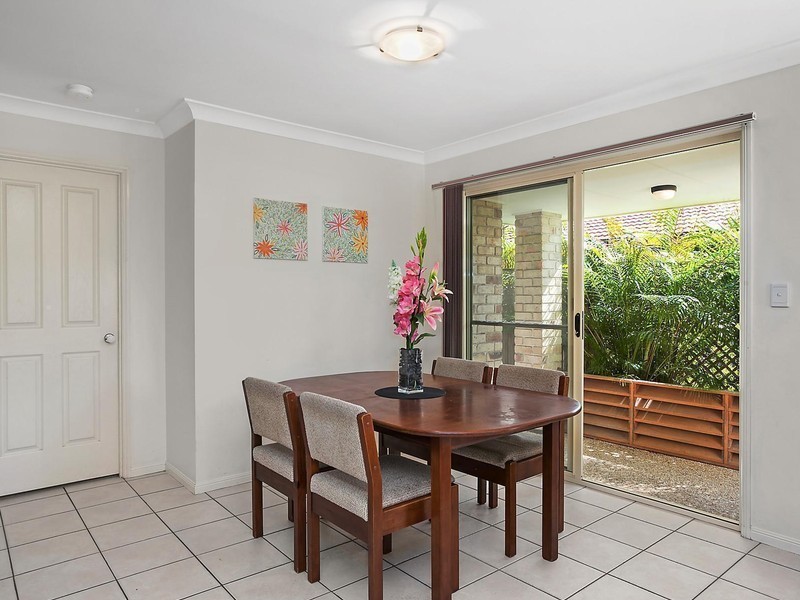 1/5 Foxhill Place, Banora Point NSW 2486