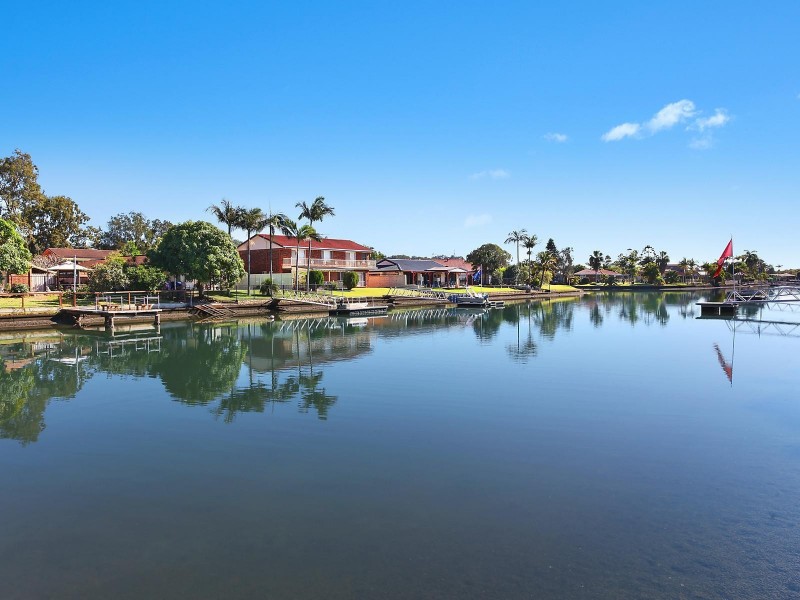 4 Boom Court, Currumbin Waters QLD 4223