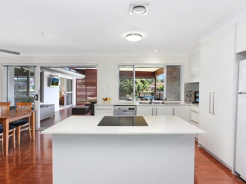 4 Boom Court, Currumbin Waters QLD 4223