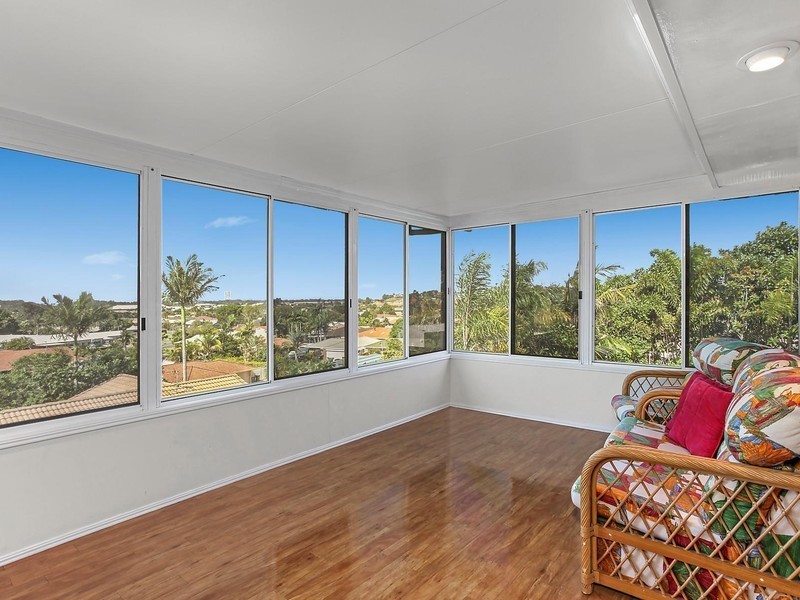 1 Cedar Ridge, Banora Point NSW 2486