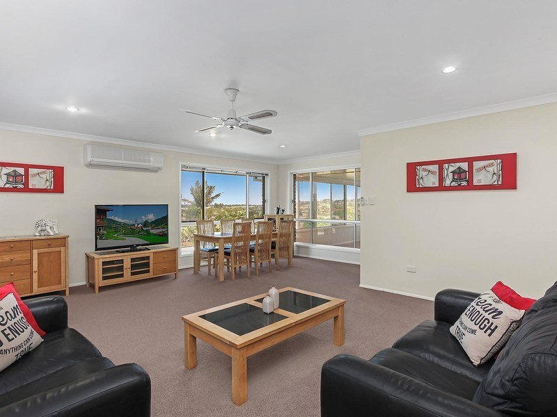 1 Cedar Ridge, Banora Point NSW 2486