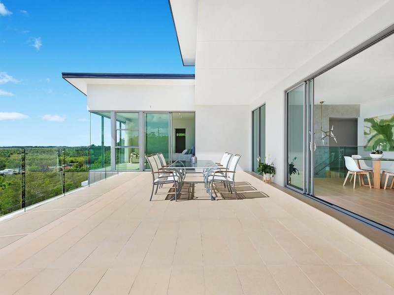 25 Old Ferry Road, Banora Point NSW 2486