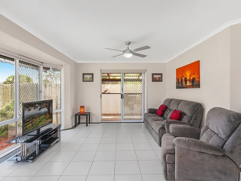 1/2 Alpina Place, Banora Point NSW 2486
