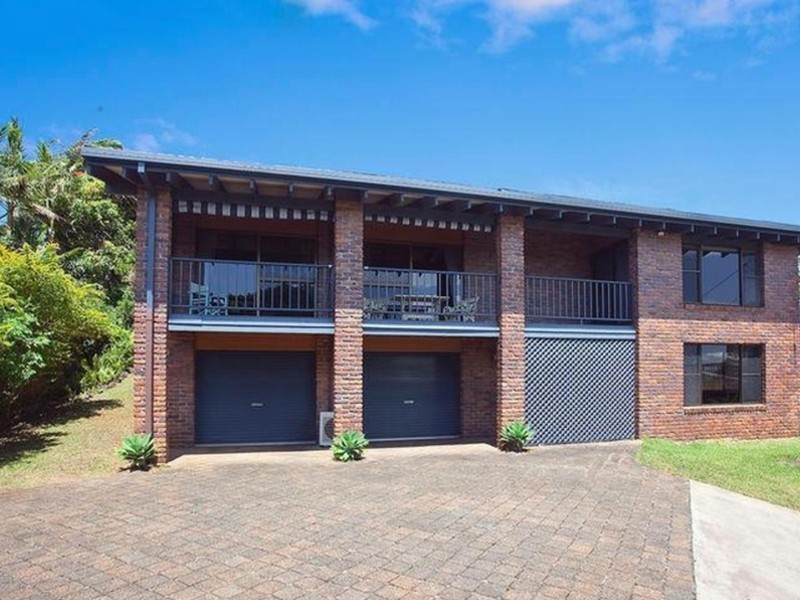 7 Lakeview Parade, Tweed Heads South NSW 2486