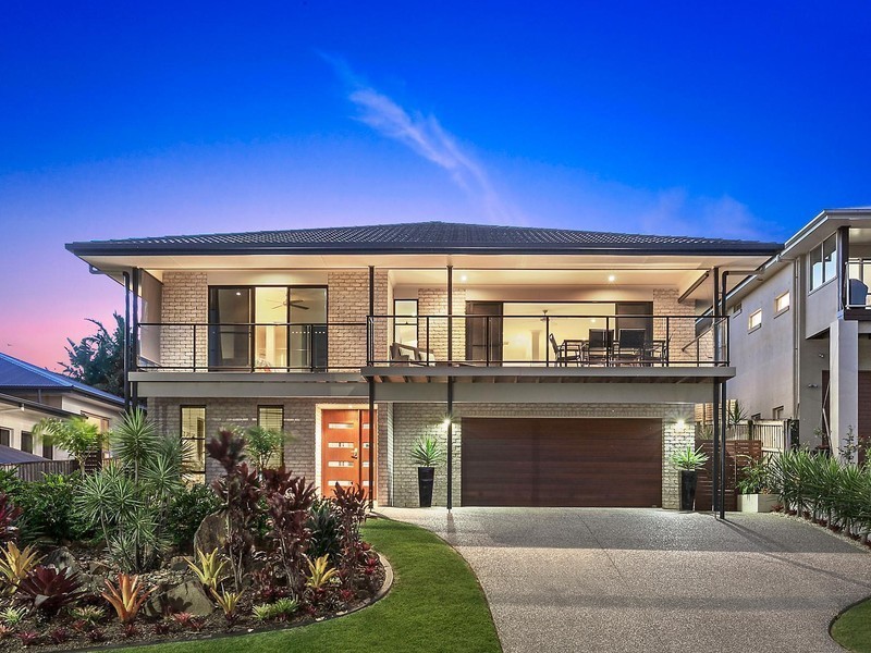 4 Mourne Terrace, Banora Point NSW 2486