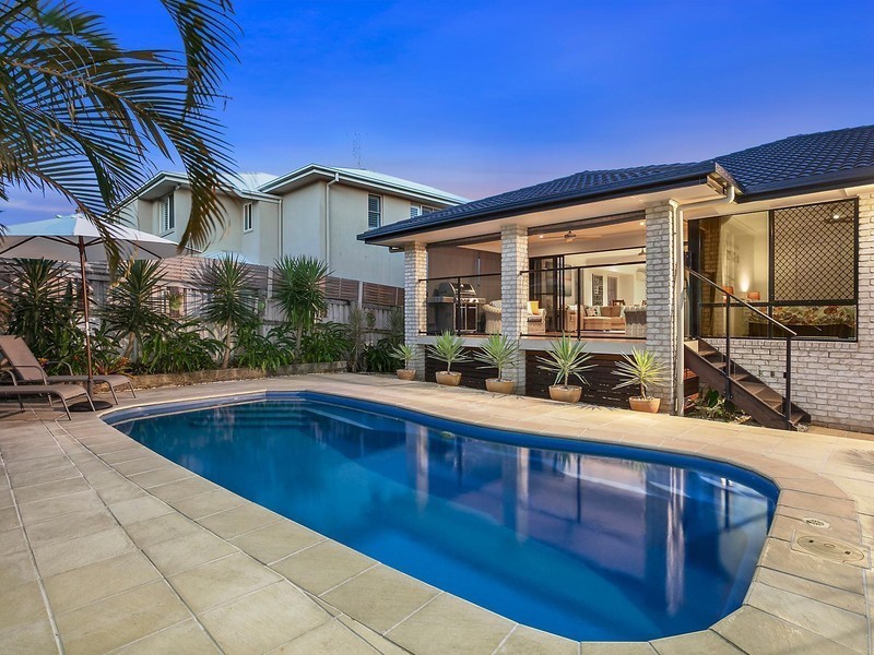 4 Mourne Terrace, Banora Point NSW 2486