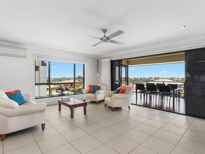 4 Mourne Terrace, Banora Point NSW 2486