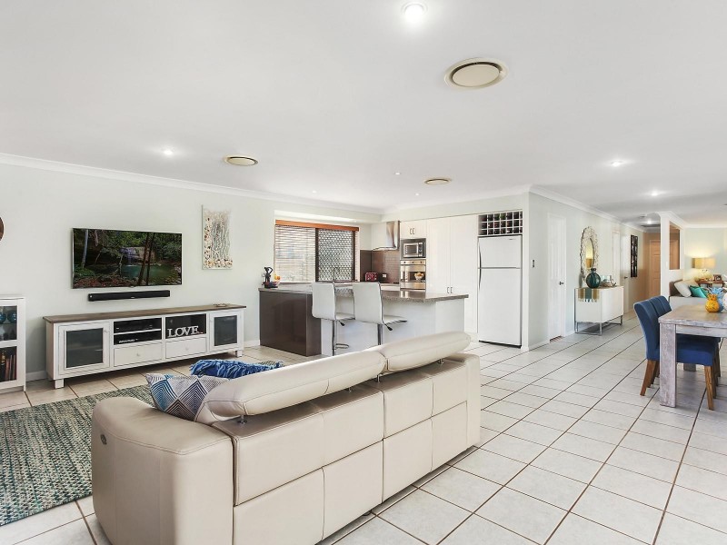 13 Brighton Street, Banora Point NSW 2486