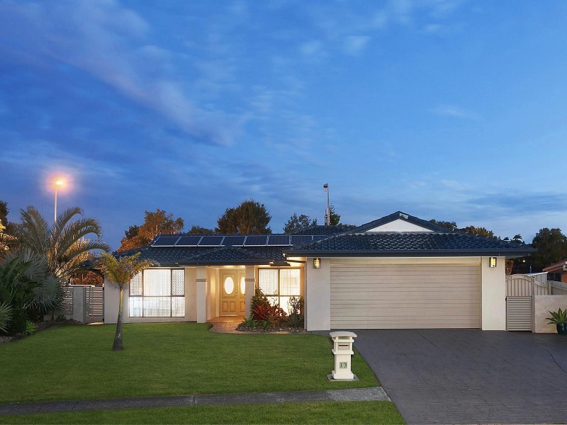 13 Brighton Street, Banora Point NSW 2486