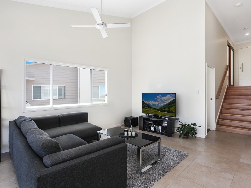 10/1A Pioneer Parade, Banora Point NSW 2486