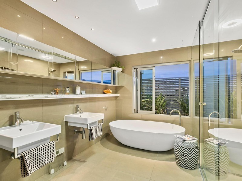 24 Avoca Street, Kingscliff NSW 2487