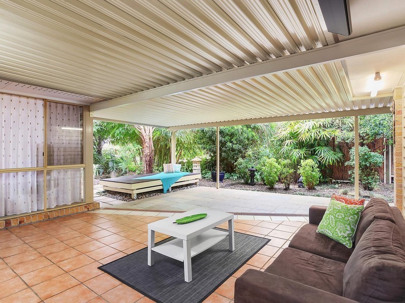 8 Chestnut Drive, Banora Point NSW 2486