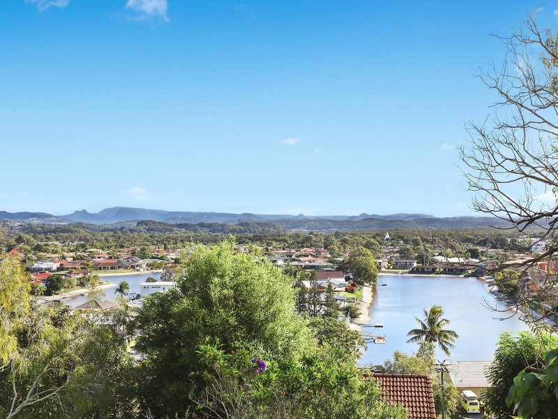 23 Leeward Terrace, Tweed Heads NSW 2485