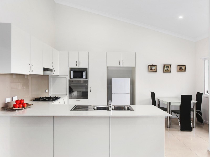 8/1A Pioneer Parade, Banora Point NSW 2486