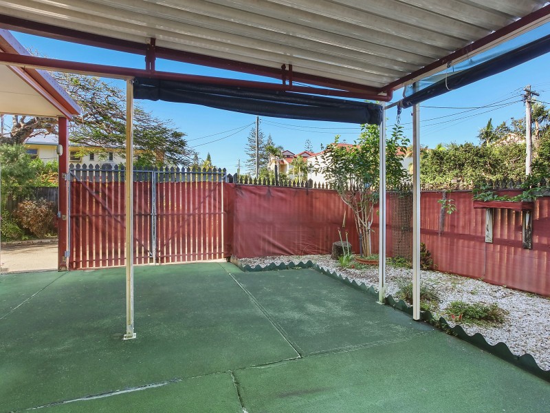 1/9 Churchill Street, Kirra QLD 4225
